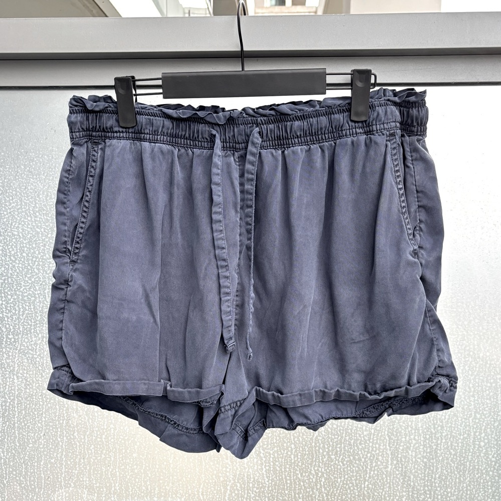 C&C California | 💯 Lyocell Navy Shorts